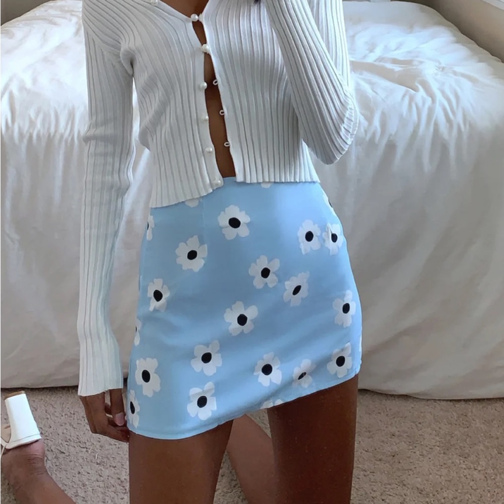 Princess Polly Mini Skirt Blue
US 2